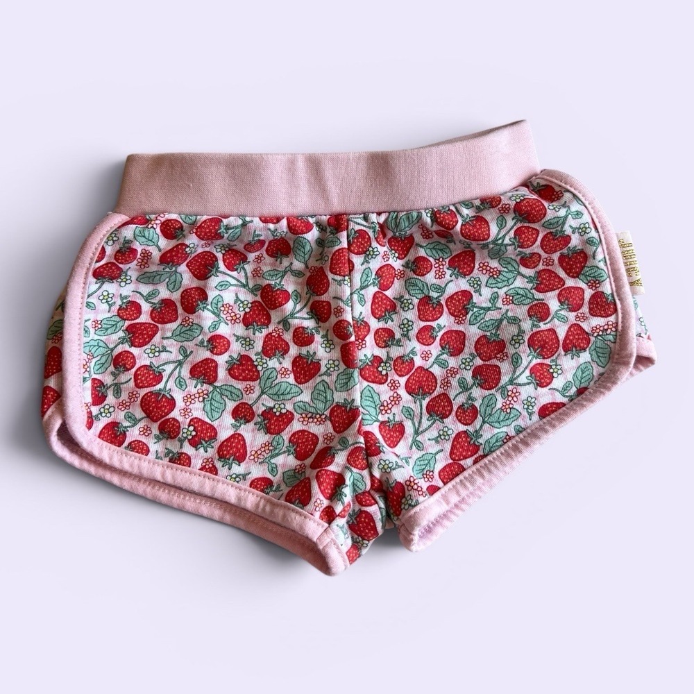 Juicy Couture Kids Strawberry Print Shorts Pink Girls Size 3T